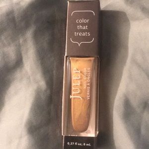 Julep Jesslyn Bombshell